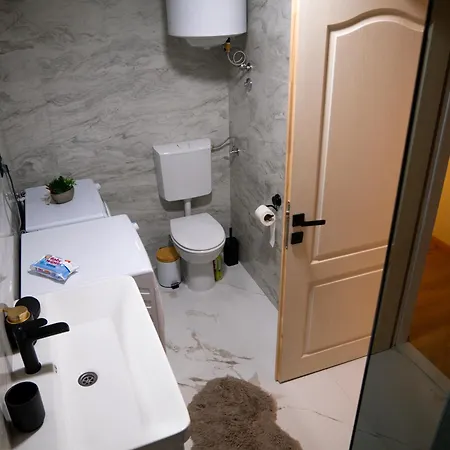 Nest Lejlighed Mostar