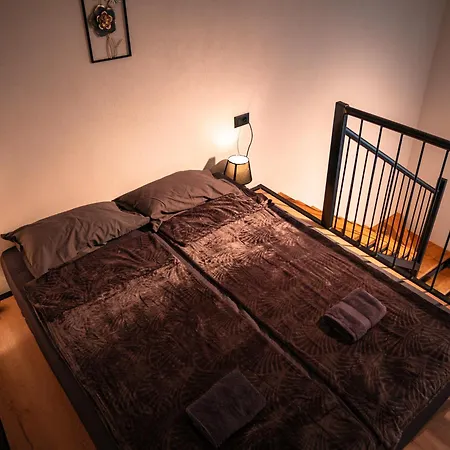 Nest Lejlighed *